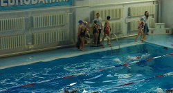 В праздник – Международный день матери  мамам Киселевска ОК «Юность» ФОК «Семейный» дарят посещение бассейна