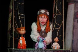 В Кузбассе для детей защитников Отечества проходят благотворительные спектакли