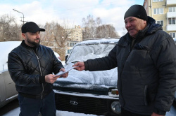 Из Кузбасса в зону проведения специальной военной операции отправят автомобиль «Нива» и теплые вещи для бойцов