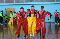 Едины! А значит, – непобедимы