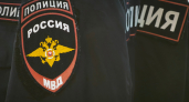 Кемеровская полиция поймала рецидивистов с украденной бензопилой