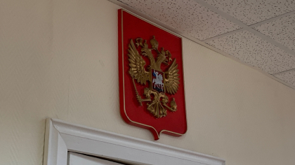 В Киселевске трое мужчин пробрались в чужой гараж и украли оттуда технику